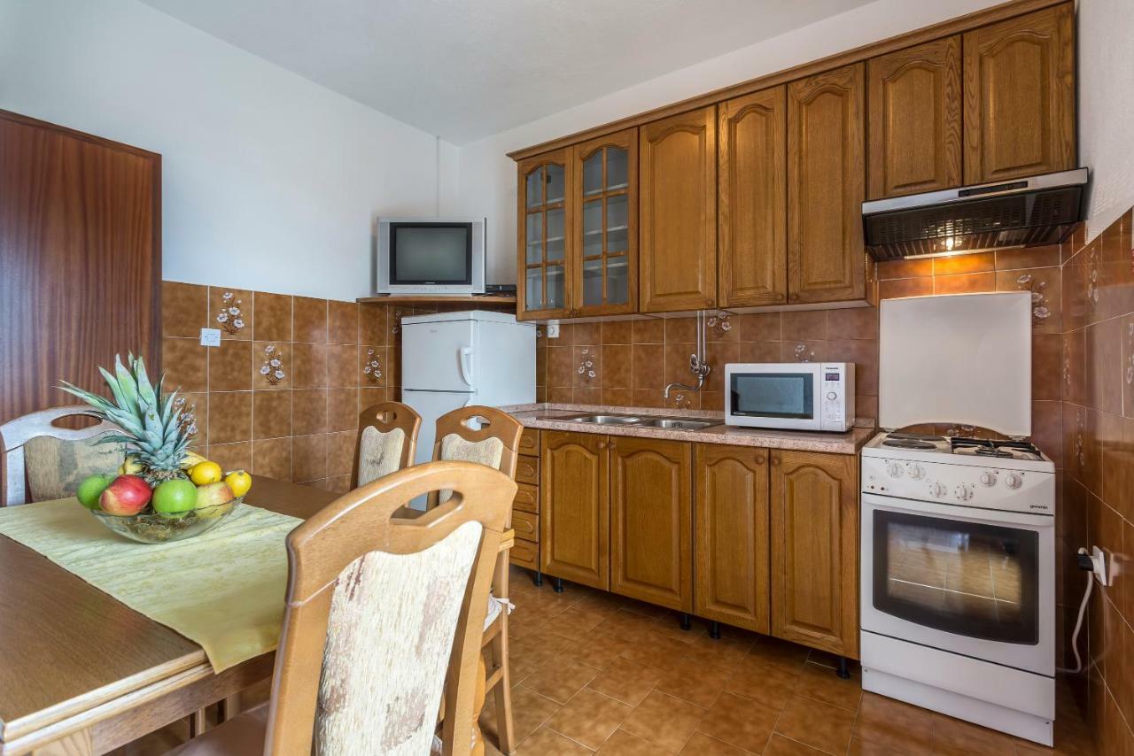 Apartmani Bezma Bol Ngoại thất bức ảnh