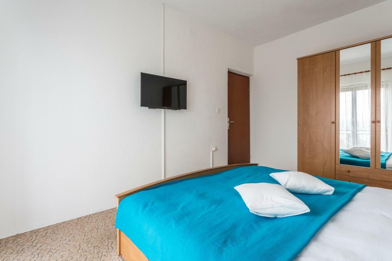 Apartmani Bezma Bol Ngoại thất bức ảnh